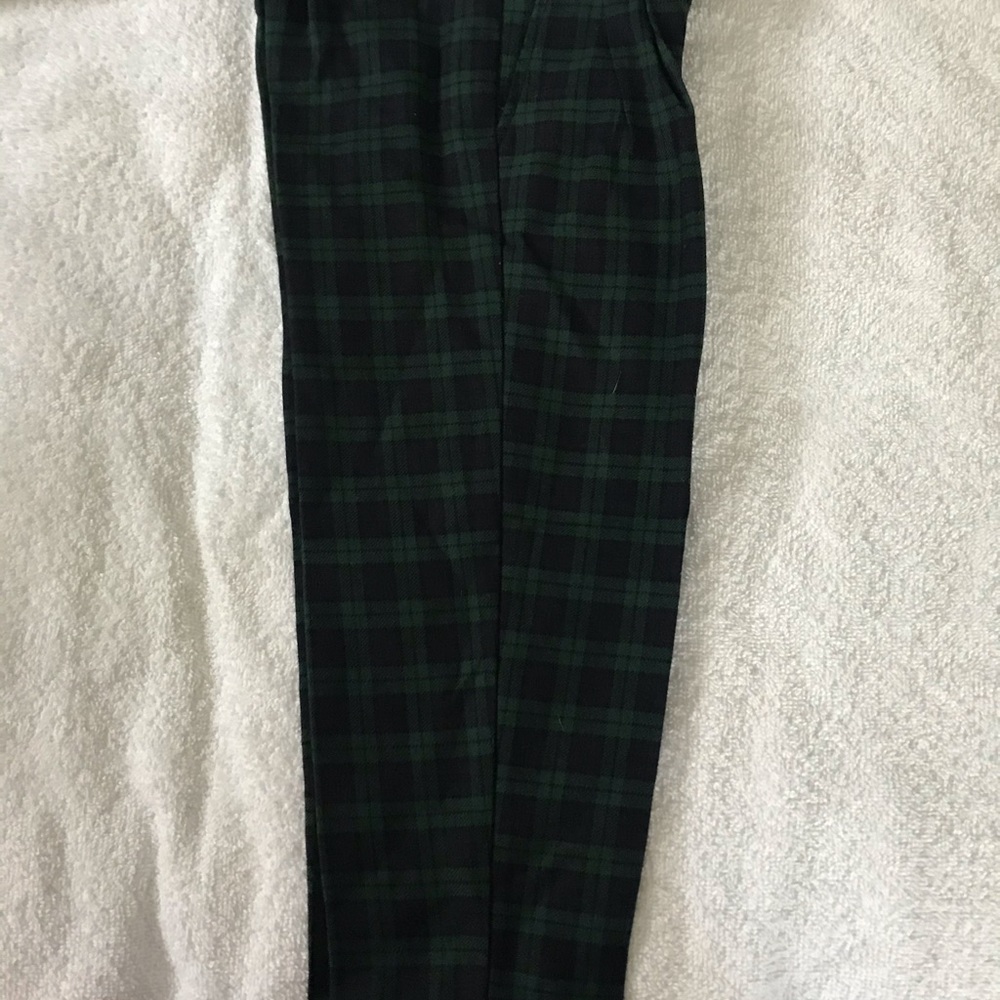 SOLD!! Boys Green/Navy Pants. Size 4T NWOT! - Picture 3 of 4